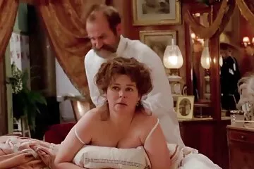 Mông ngọt ngào có thể sex đảo hải tặc làm mà không cần học.
