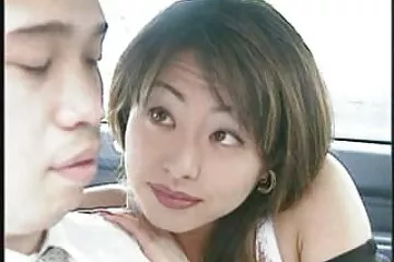 Tiếp tục câu chuyện máy bay với những nữ tiếp viên dao hai tac sex ngực khủng.