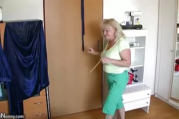 Sự điên sex dao hai tac rồ ở độ sâu của công việc.